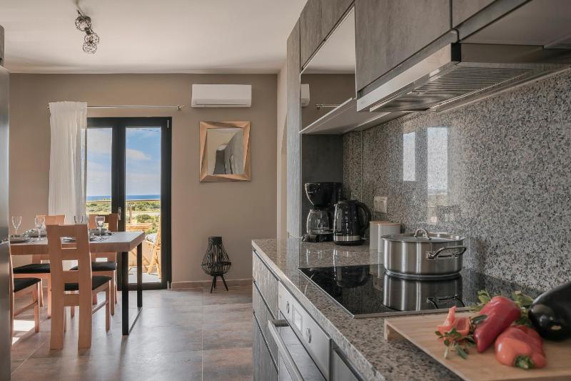 Queen Bee Residence - image 6
