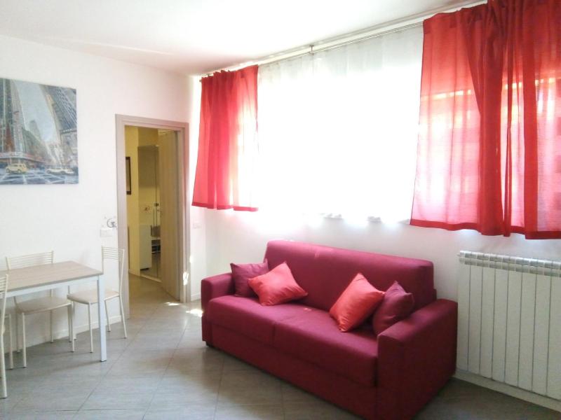 One-Bedroom Apartment image 1