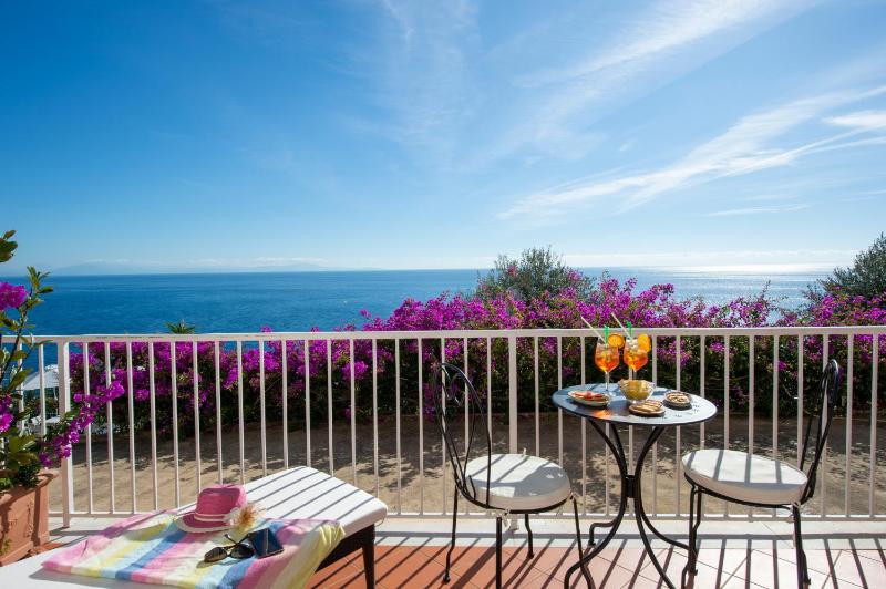 Double or Twin Room with Sea View image 2