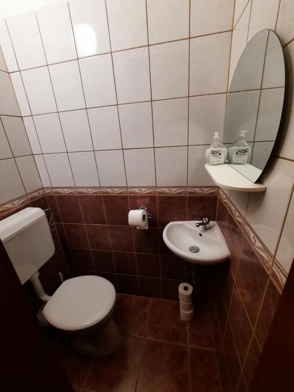 Boróka Apartman - image 12