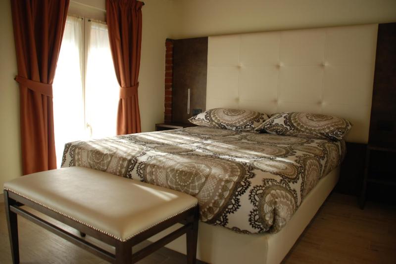 Superior Double Room image 3