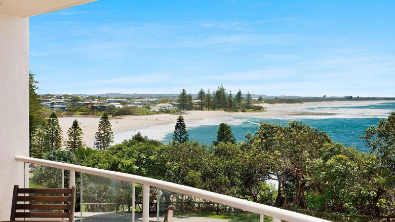 Seacrest Unit 3 Moffat Beach QLD - image 1