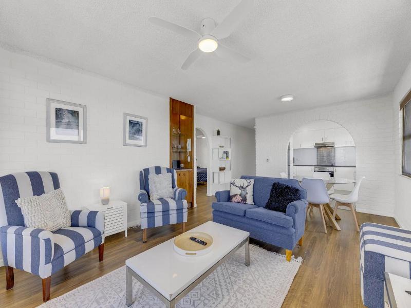 Tarrohan Lodge Unit 7 Kings Beach QLD - image 7
