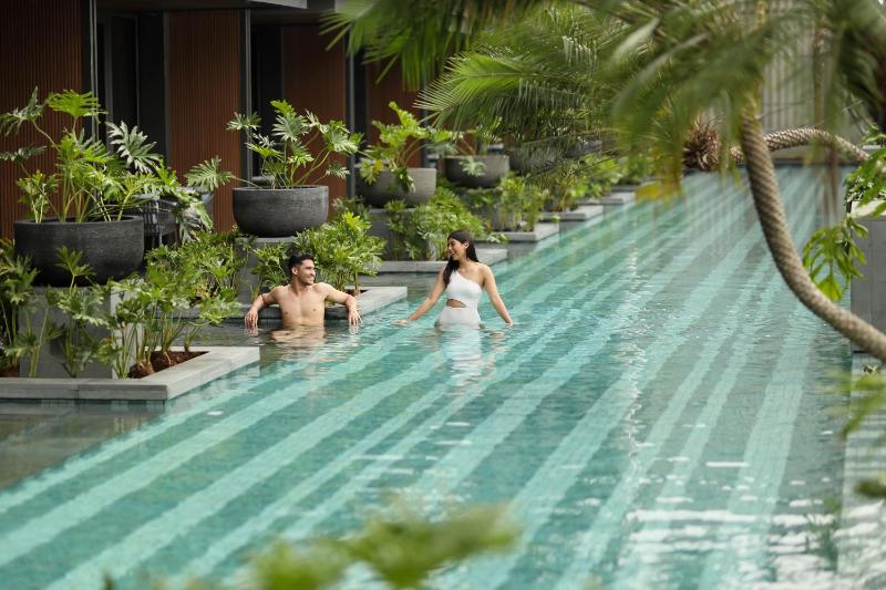 Padma Hotel Semarang - image 4