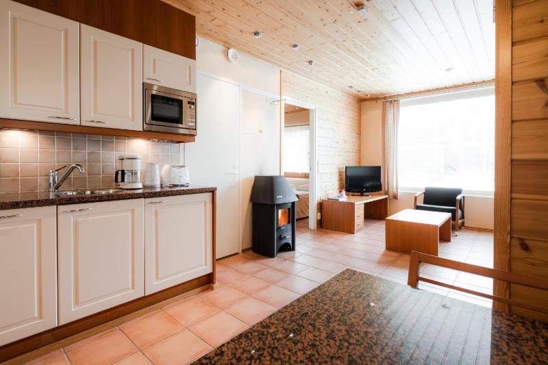One-Bedroom Alp Apartment with Sauna image 4