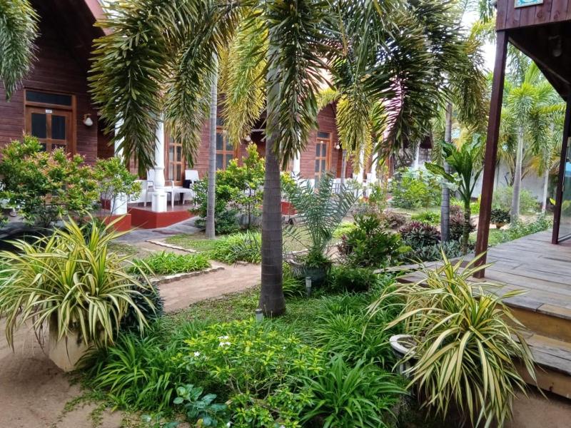 Deluxe Double or Twin Room with Garden View image 2