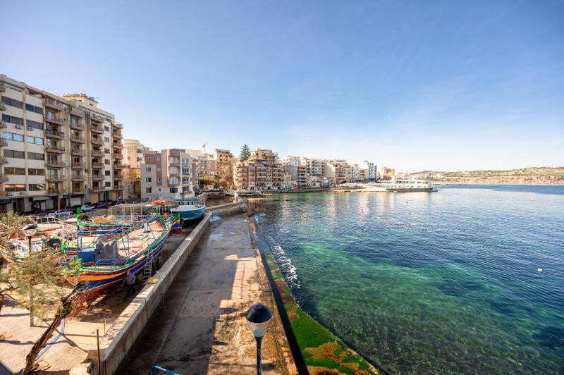 Double or Twin Room with Sea View image 1