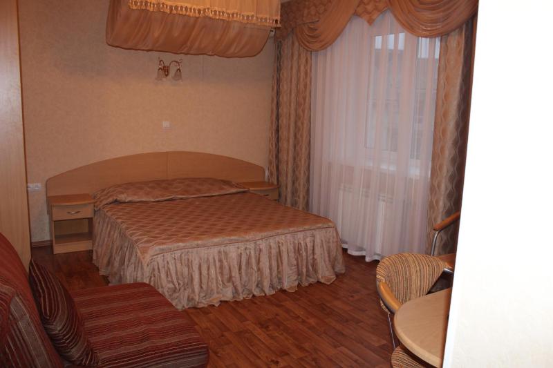 Standard Triple Room image 3