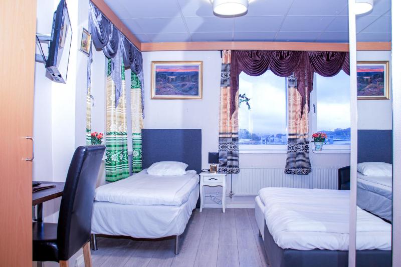 Euroway Hotel - image 11