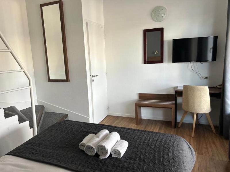 Superior Double Room image 4