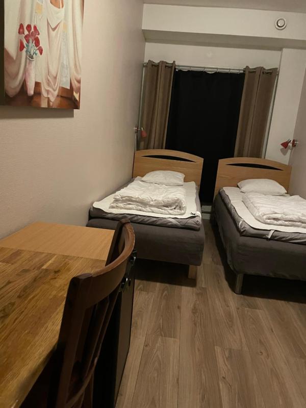 Double Room with Shared Bathroom image 3