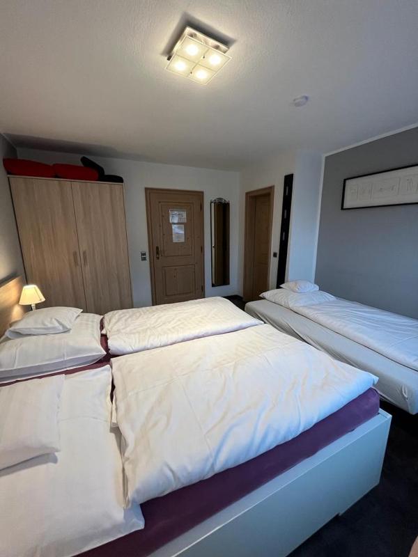 Triple Room image 1