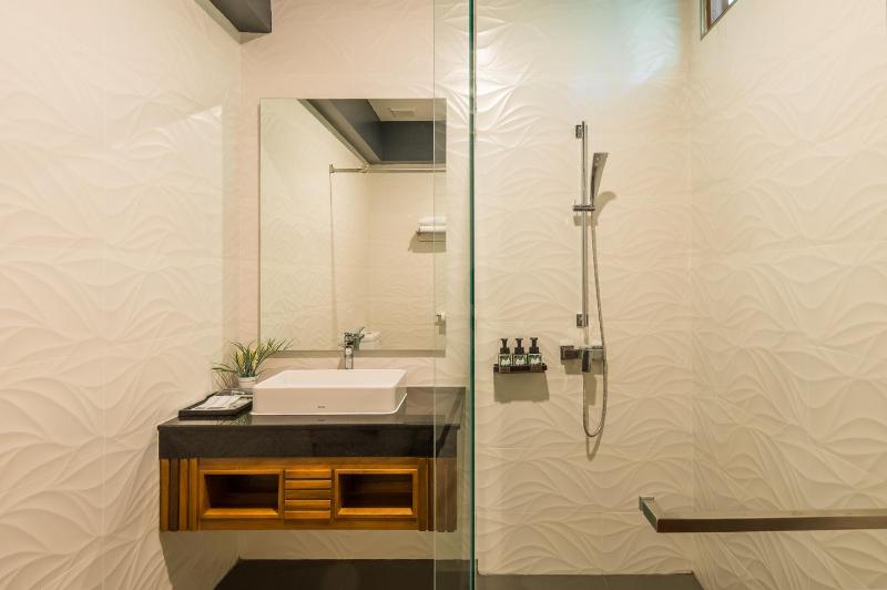 Loy Chalet - image 11