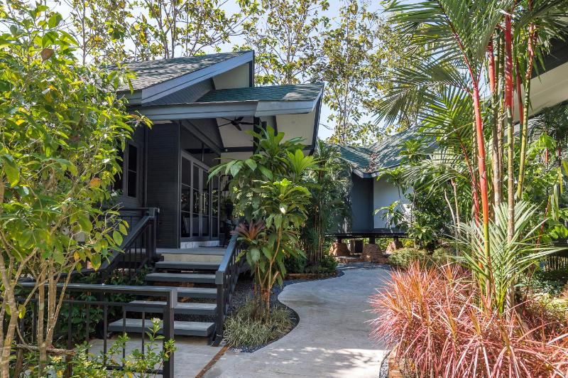 Loy Chalet - image 10