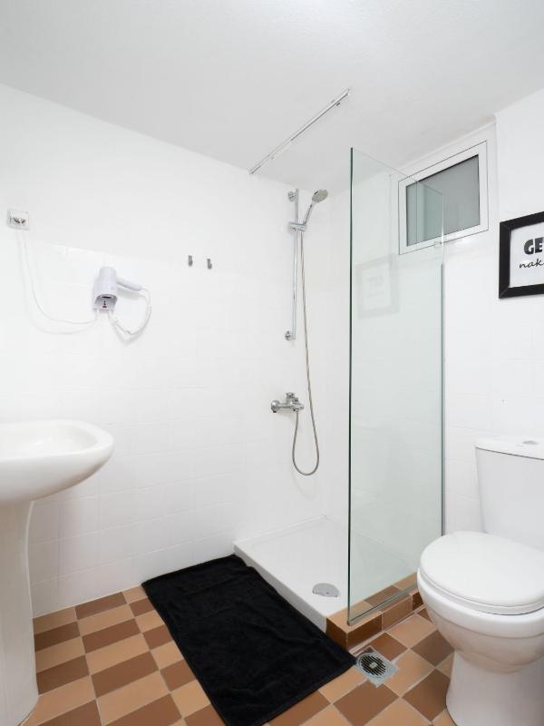 Apartment with Terrace image 4