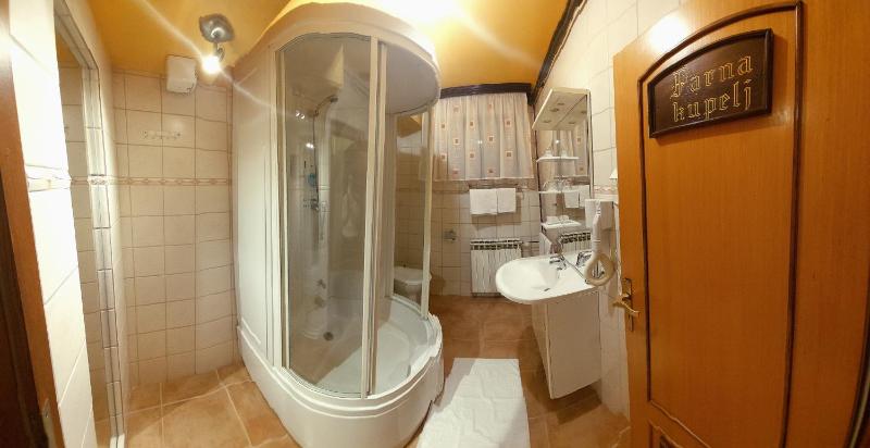 Triple Room image 3