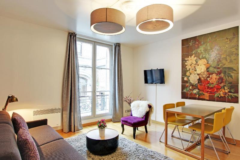One-Bedroom Apartment (4 Adults) image 3