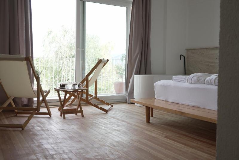 Perle House - image 48