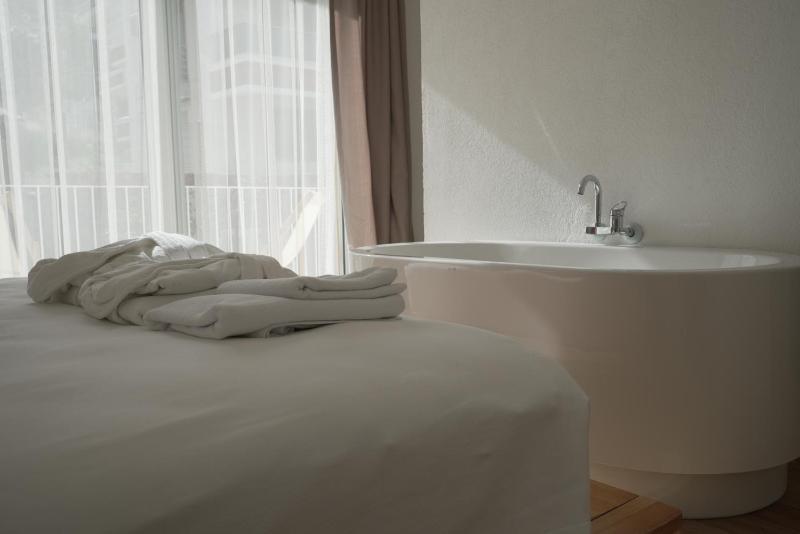 Perle House - image 21