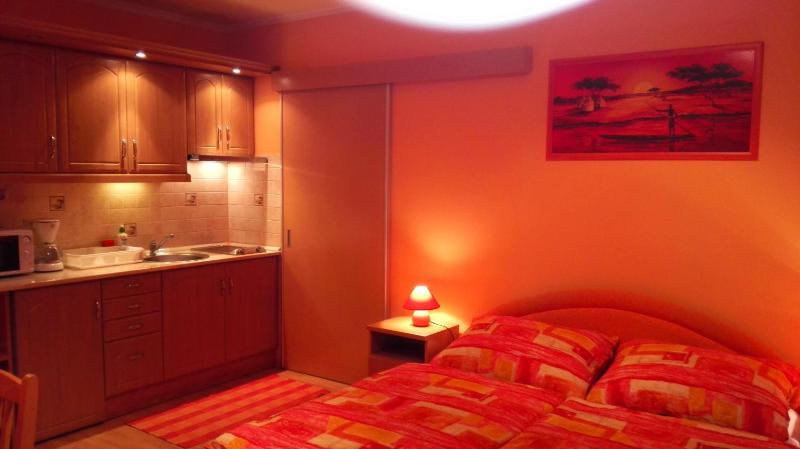 Balaton Wellness Apartman - image 7