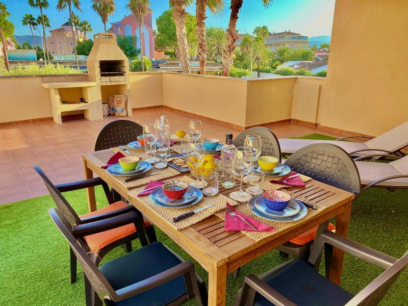 1ªLínea-50m de playa-210m2 utiles-BBQ privada-Vistas al mar-3 terrazas Images