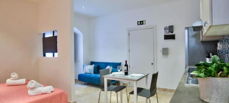 Ursula Apartments Self Catering Studios and 1-BR in Central Valletta by Tritoni Hotels - image 3