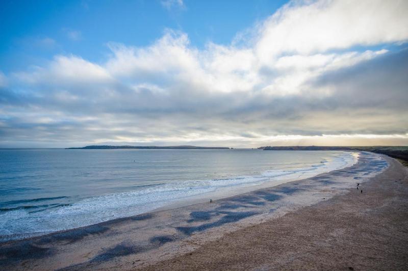Skylark - 2 Bedroom Apartment - Tenby - image 20