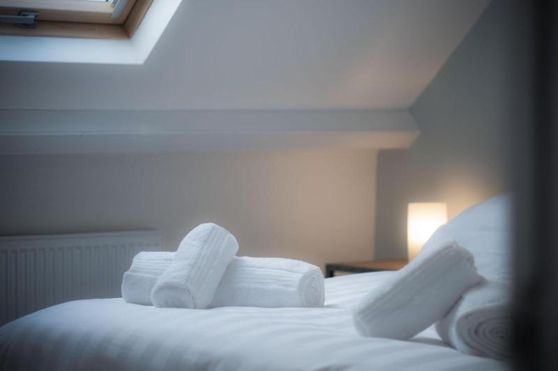 Skylark - 2 Bedroom Apartment - Tenby - image 41