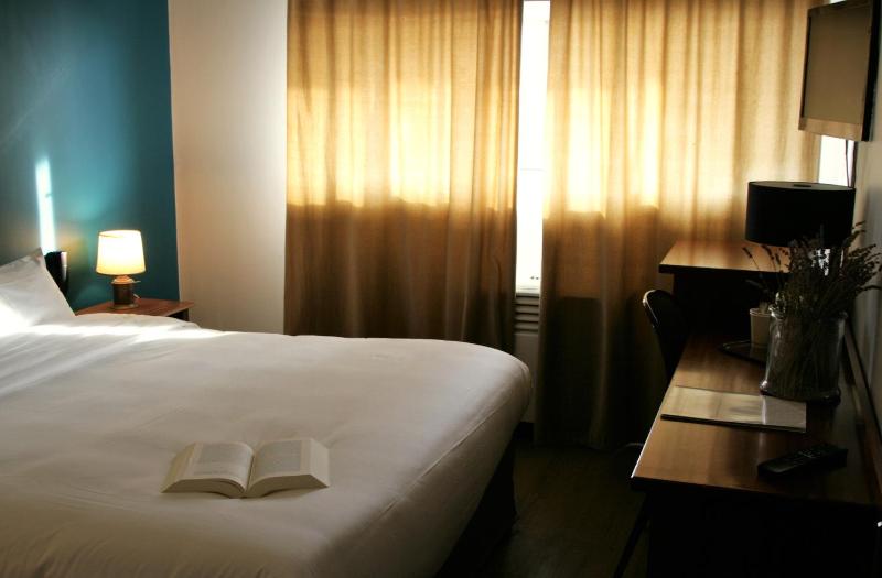 Double Room with Sea View image 2