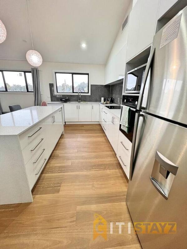 Lavish in Lyons - 3bd 2bth Spacious & Modern Home - image 7