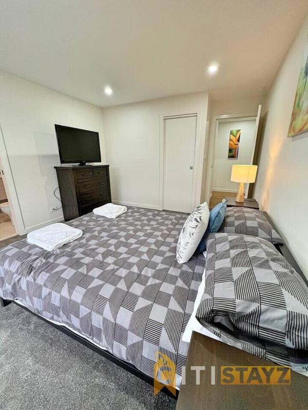 Lavish in Lyons - 3bd 2bth Spacious & Modern Home - image 8