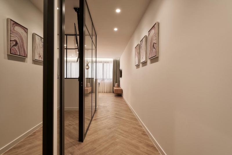 Standard Apartment image 2