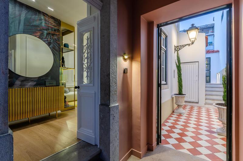 BCascais Boutique House by APT IIN Cascais Center - image 19
