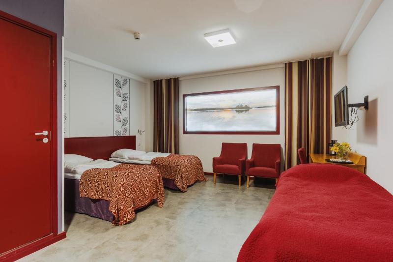 Triple Room without Window image 3