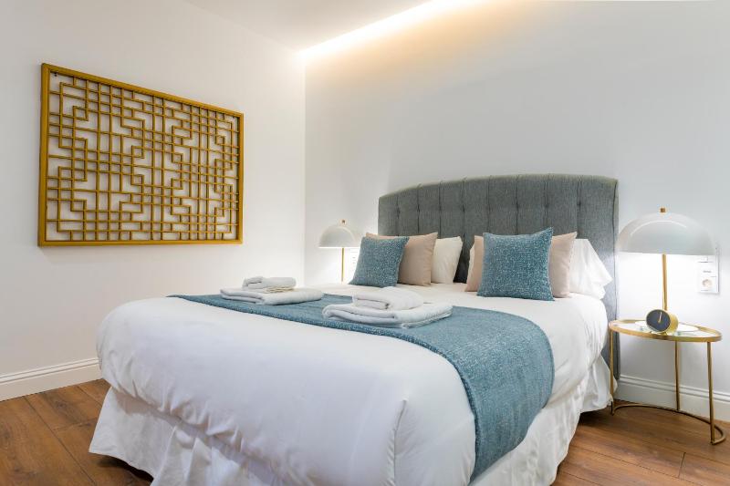 Superior Apartment image 2