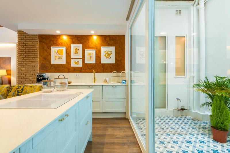 Superior Apartment image 3