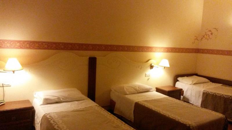 Triple Room image 2
