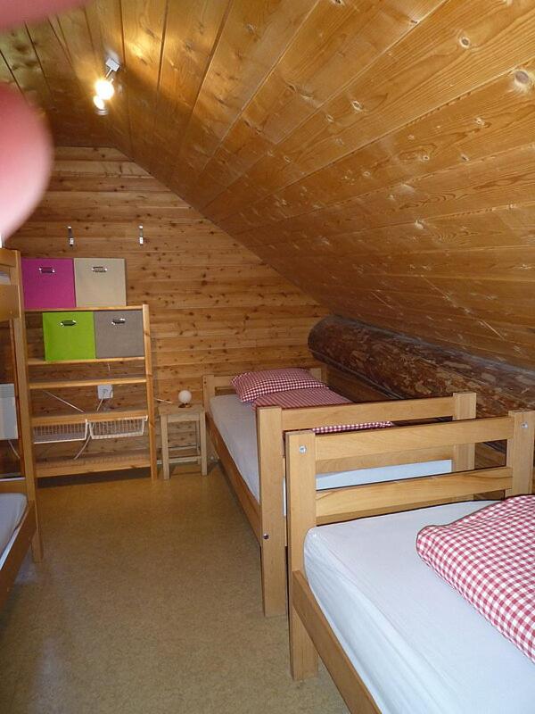 Quadruple Room with Shared Bathroom image 1