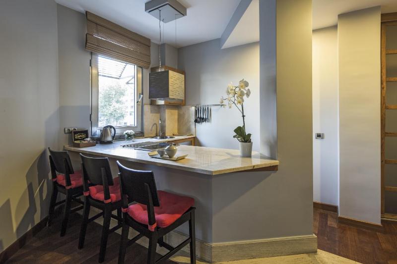 Miyako Suite image 2