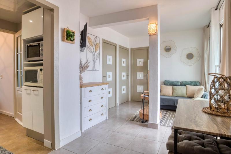 Derbi Apartament per 5 persones amb piscina comunitària a prop del Port d'Aro i de la platja - image 12