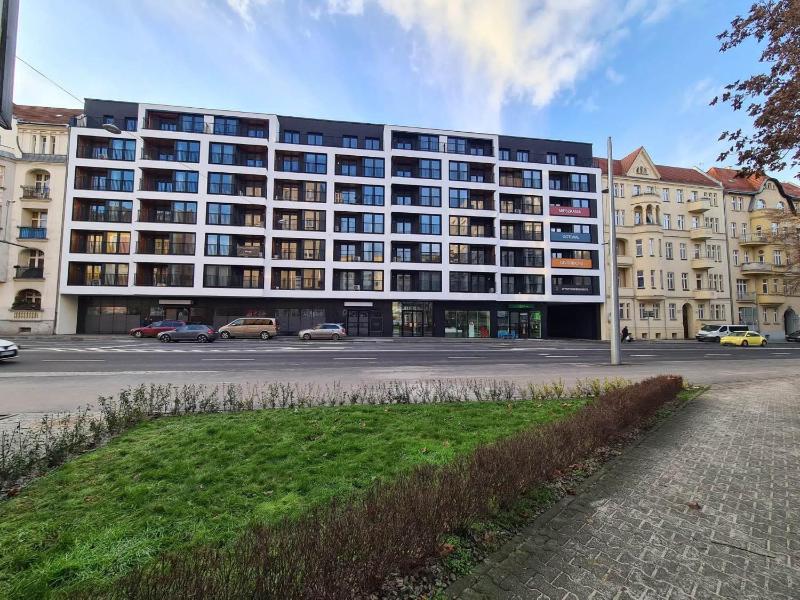 Copper Apartment Free Parking Images