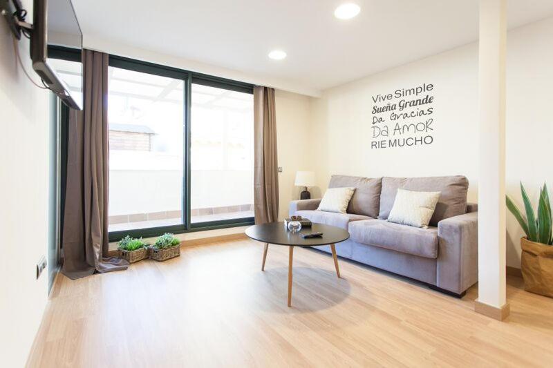 One-Bedroom Apartment with Terrace image 4