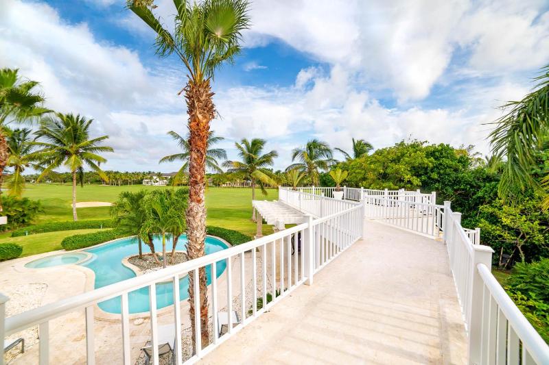 Exclusive Punta Cana Resort and Club Pool Villas - image 7