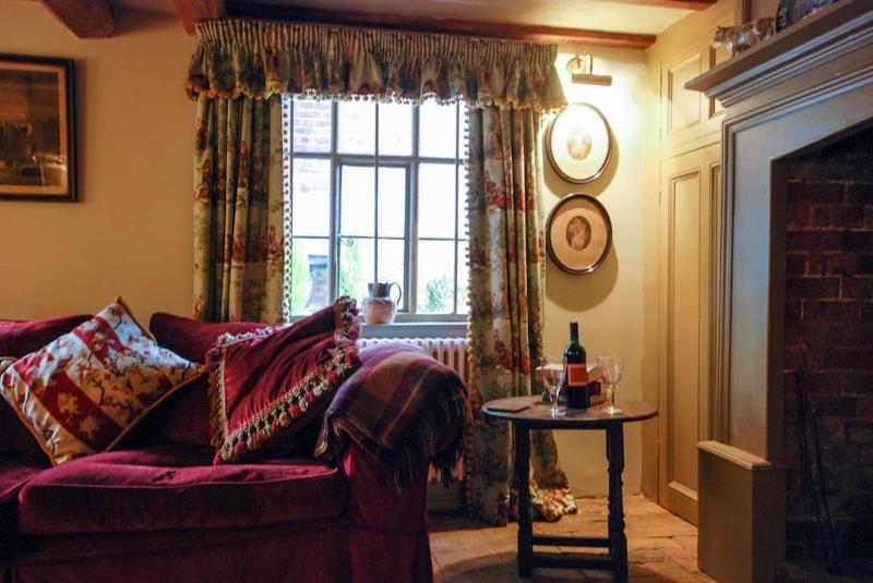 Laundry Cottage in a Nature Reserve - Sunday Times 100 coolest Cottages - image 11