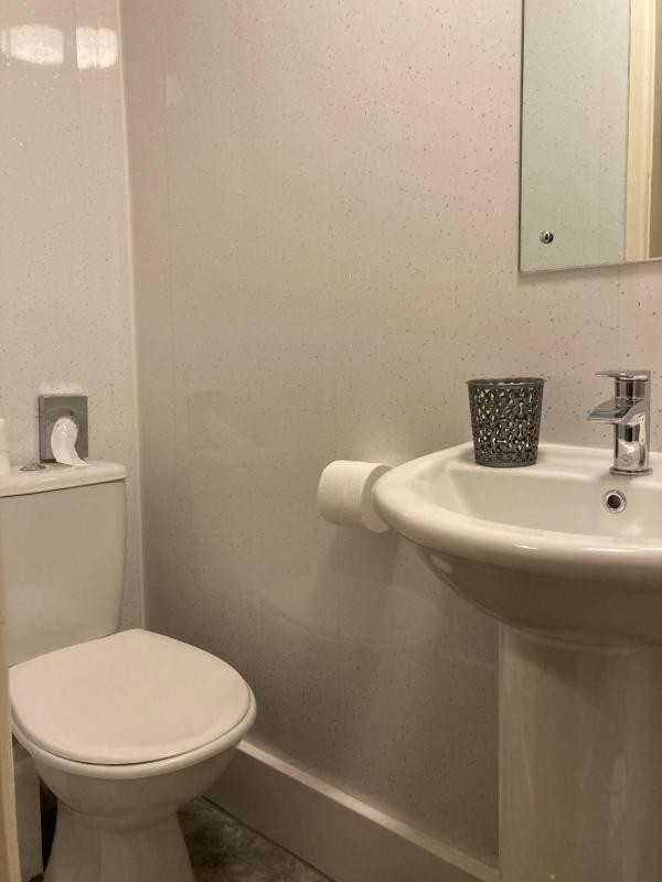 Standard Single Room image 3