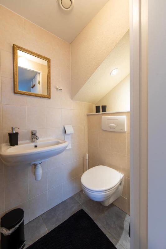 Studio Apartment image 1