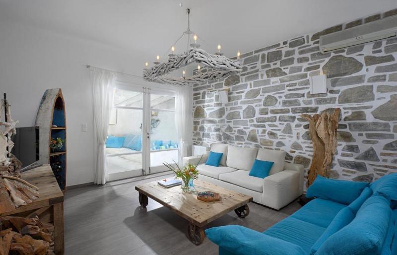 Luxurious Villa in Mykonos with Pool - image 6