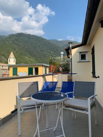 Apartment with Terrace image 3