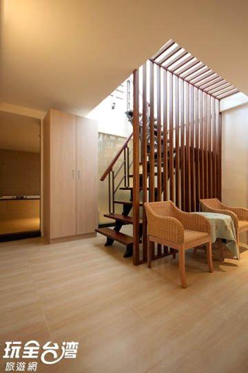 Jing Guan Hotel - image 10