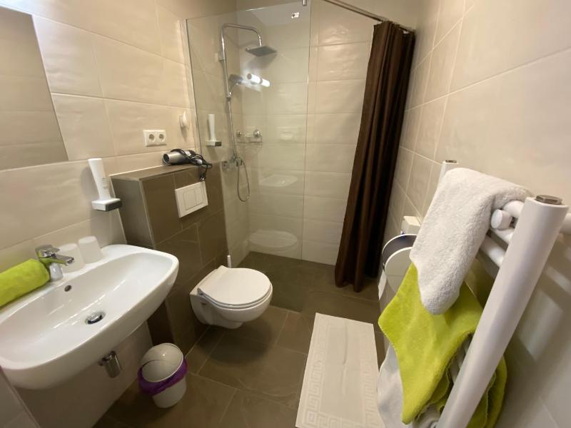 Double Room - Short Stay image 2